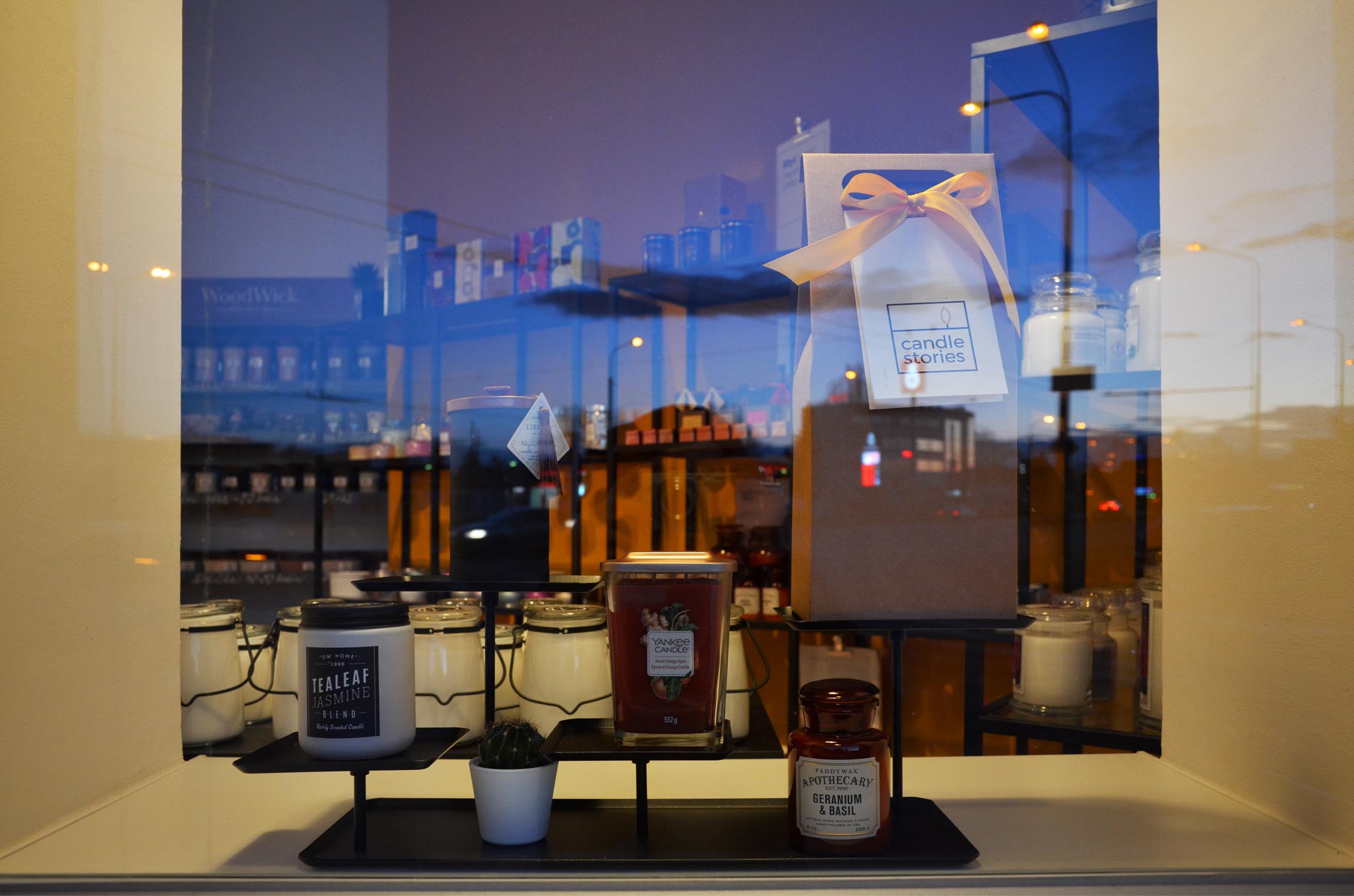 Veronika_Rut_Candle_Stories_design_06